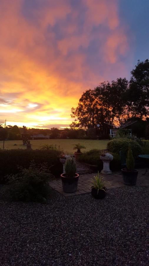 Bed and Breakfast Tyreda Ennis Exterior foto